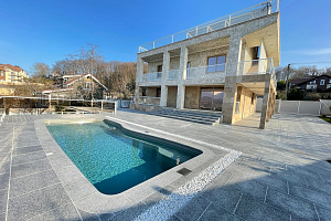 Роскошный двухэтажный дом