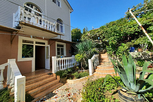 Продается уютный дом в Адлере