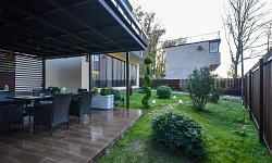 Домовладение в черте города