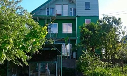 Дом в Сочи у моря в Вардане