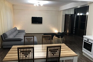 Шикарная просторная квартира с видом на море 