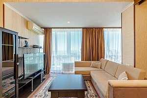 Видовая классическая квартира