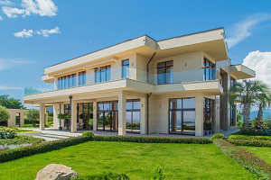 Дом мечты с видом на морскую гладь 