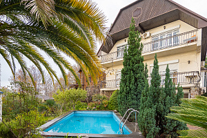 Два дома с видом на море