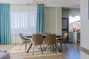 Шикарный дом в городской черте