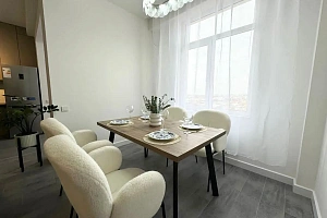 трёхкомнатная квартира с видом на море