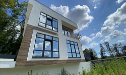 Дом недалеко от центра