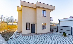 Уютный дом на Яна Фабрициуса.