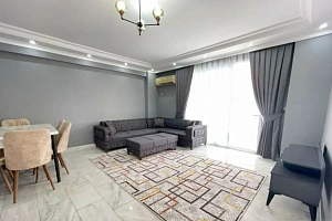 Просторная квартира в центре Сочи