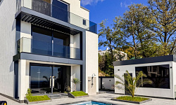 Новый дом с видом на море