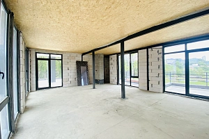 Квартира с просторной террасой 