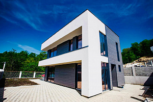 Коттедж с дизайнерским ремонтом,мебелью.техни...