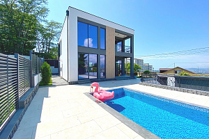 Коттедж с красивым видом