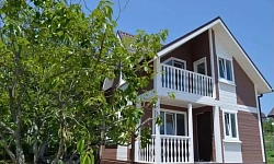 Дом из бруса с видом на горы