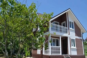 Дом из бруса с видом на горы