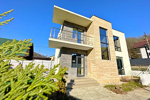 Дом с ремонтом и мебелью