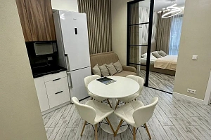 Трехкомнатные апартаменты в центре Сочи на бе...