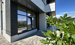 Дом с великолепным видом