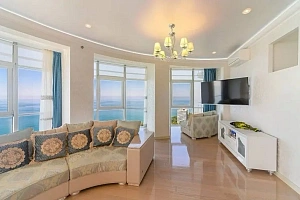 Обедайте с прямым видом на  море