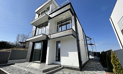 Дом в Стиле Хай-Тек