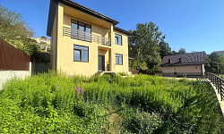 Дом с красивым видом