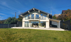 Дом в Альпийском стиле