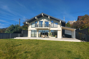 Дом в Альпийском стиле