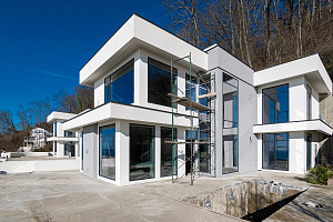 Современный коттедж в элитном районе