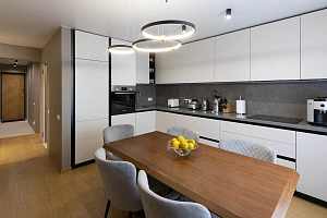  Просторная квартира с отличным ремонтом 