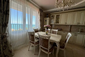 Квартира с прямым видом на море и итальянским...