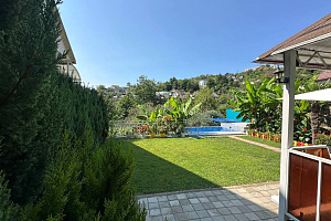 Дом с ремонтом и прекрасным садом 12 сот