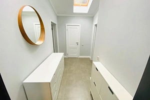 Квартира в элитном доме в самом низу Бытхи!