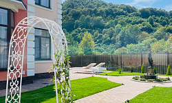 Особняк в центре Сочи 