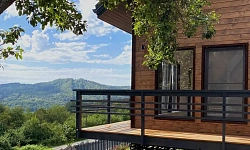 Дом с видом на горы