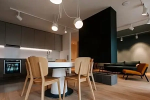 Квартира в мкрн. Светлана с 3-мя спальнями