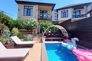 Шикарный дом с бассейном