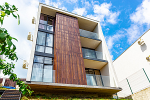 Дом в современном стиле с видом на море