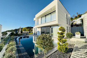 Дом с ремонтом и мебелью