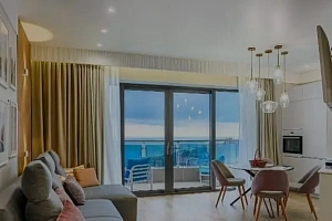 Квартира с дизайнерским ремонтом и видом на м...