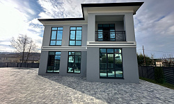 Вилла с бассейном 160 м кв на 6 сотках 