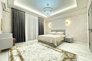 Квартира в центре Адлера с видом на море