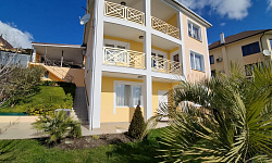 Изысканный дом на Высокогорной.