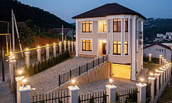 Новый коттедж с ремонтом рядом с морем