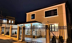 Шикарный дом в черте города