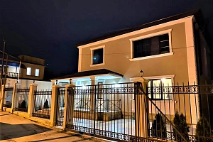 Шикарный дом в черте города