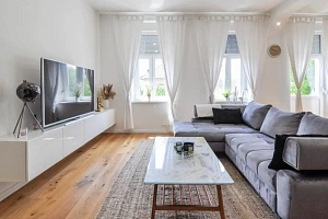 Стильная трешка со стильным ремонтом в Центре