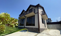 Дом недалеко от школы