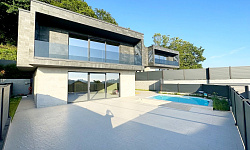 Дом в коттеджном поселке