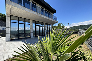 Дом недалеко от центра Сочи