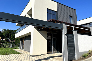 Дом с ремонтом в КП Серебряный Ручей